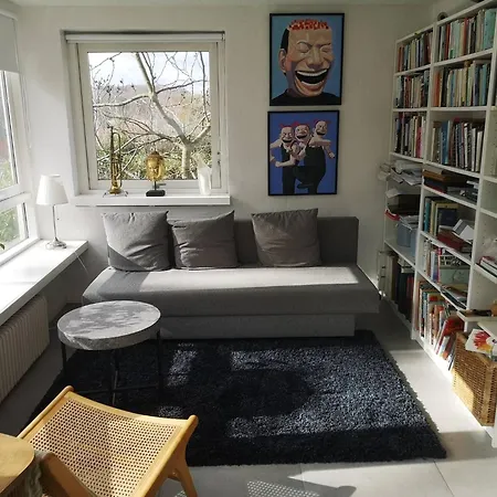 Charming Renovated House In Odder - Family-Friendly Retreat 度假居 *